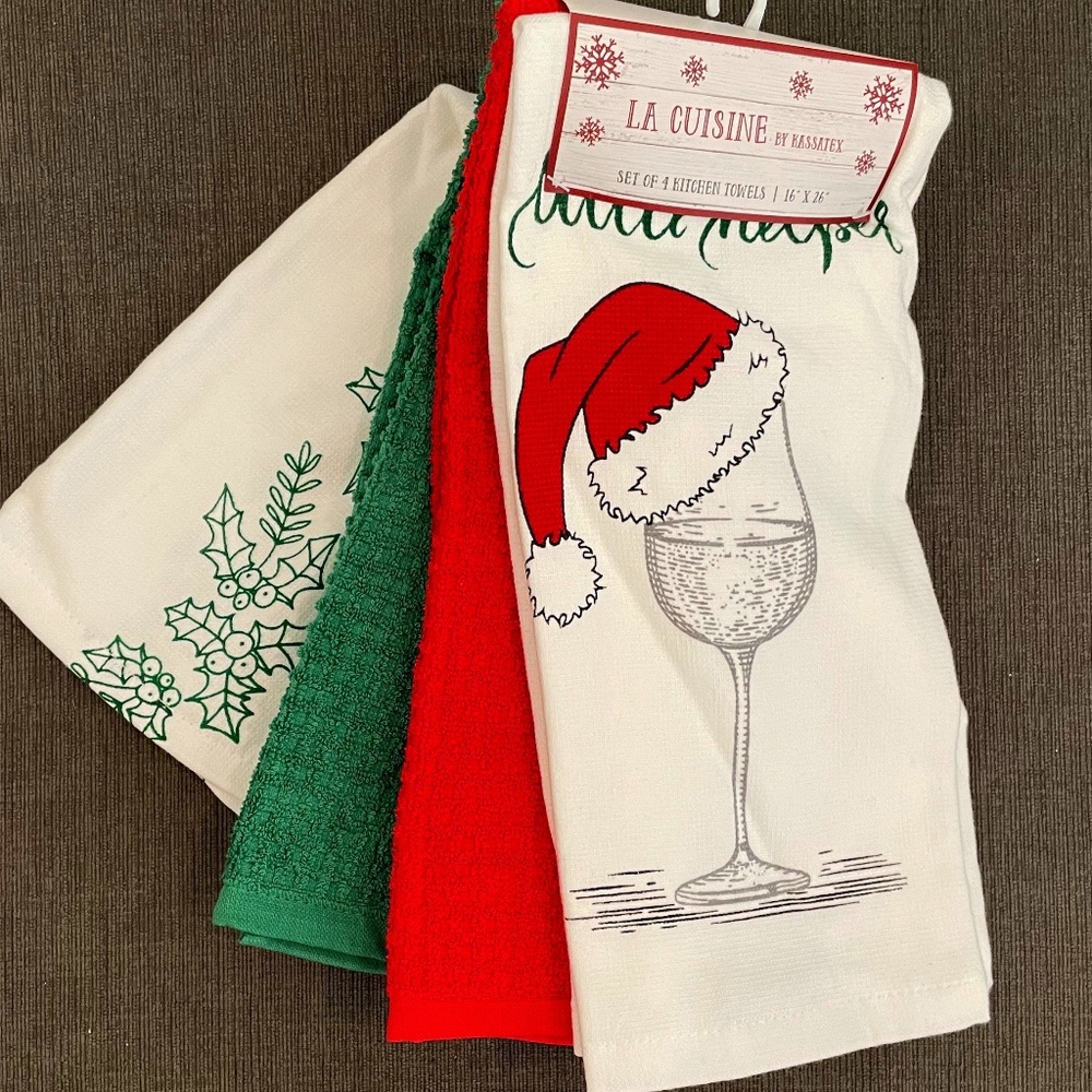 🍷Little Helper Santa kitchen towels
